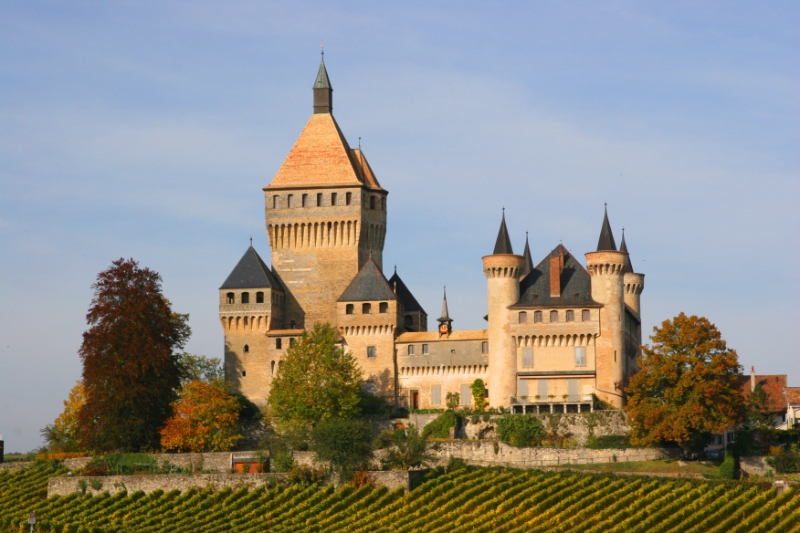 Vufflens castle, Vufflens Switzerland 1.jpg - Vufflens castle